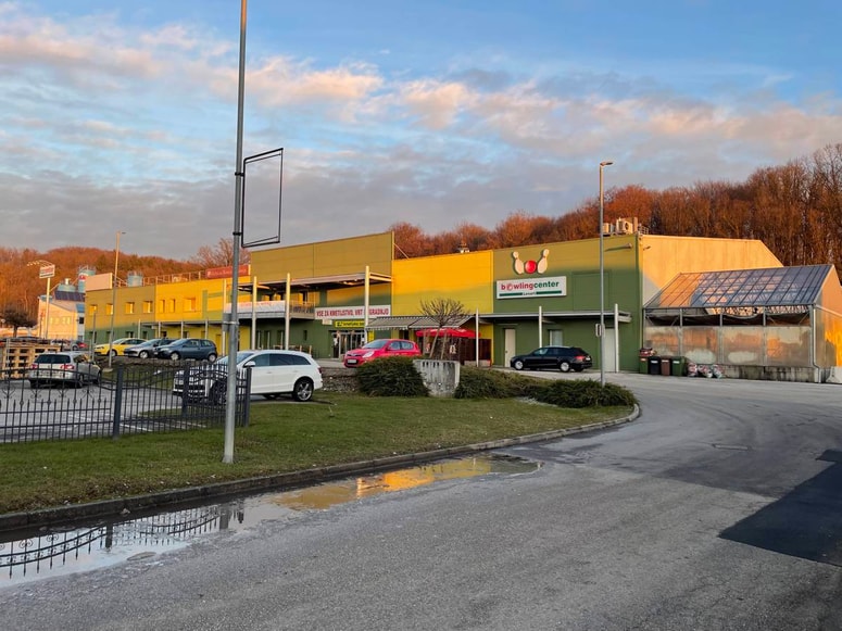 Poslovno-kmetijski center je največja nepremičnina KZ Lenart v stečaju. 
