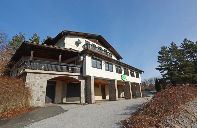 Pohorsko Gostišče Veronika prevzemajo kreativci in oglaševalci iz Ljubljane. 
