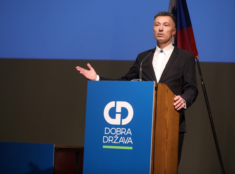 Bojan Dobovšek

