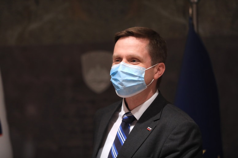Predsednik državnega zbora Igor Zorčič bo do nadaljnjega v izolaciji.
