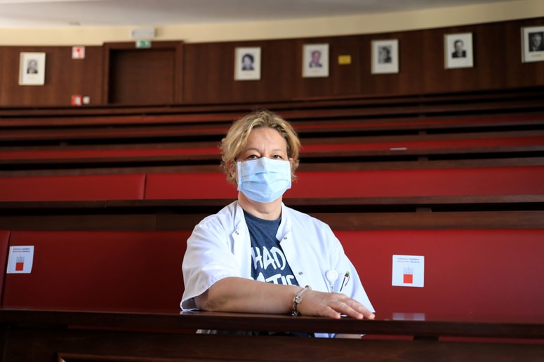 Vodja strokovne skupine za covid-19 Mateja Logar
