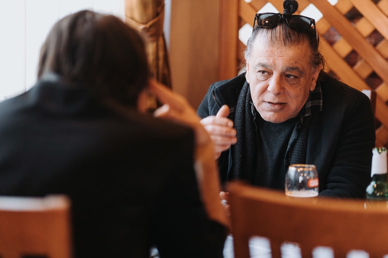 Glavna fotografija članka:Umrl je Aki Rahimovski, pevec skupine Parni valjak
