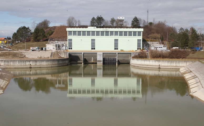 Celovita obnova HE Formin naj bi bila končana leta 2027. 