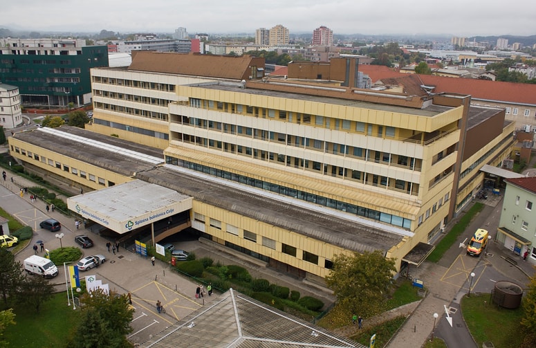 Celjka bolnišnica zaradi politčnih in nezakonitih odločitev sveta zavoda izgublja tožbe na delovnem sodišču.