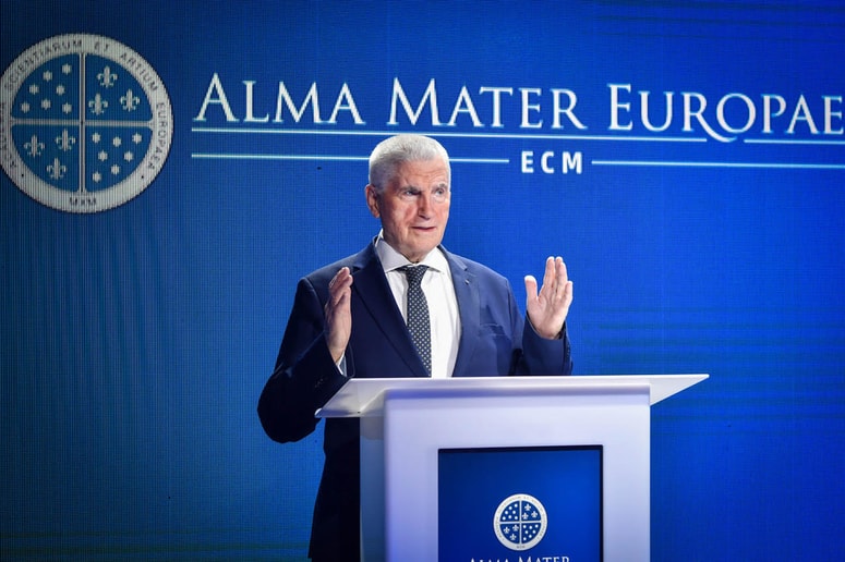 Ludvik Toplak včeraj v nagovoru