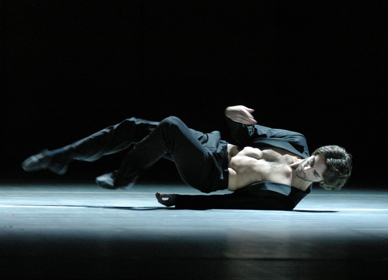 Predstava Radio and Juliet je premiero doživela 23. aprila 2005. 