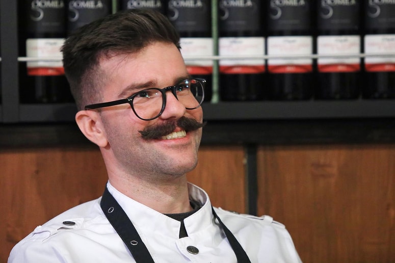 Rok Zebec, ko je še imel brke.