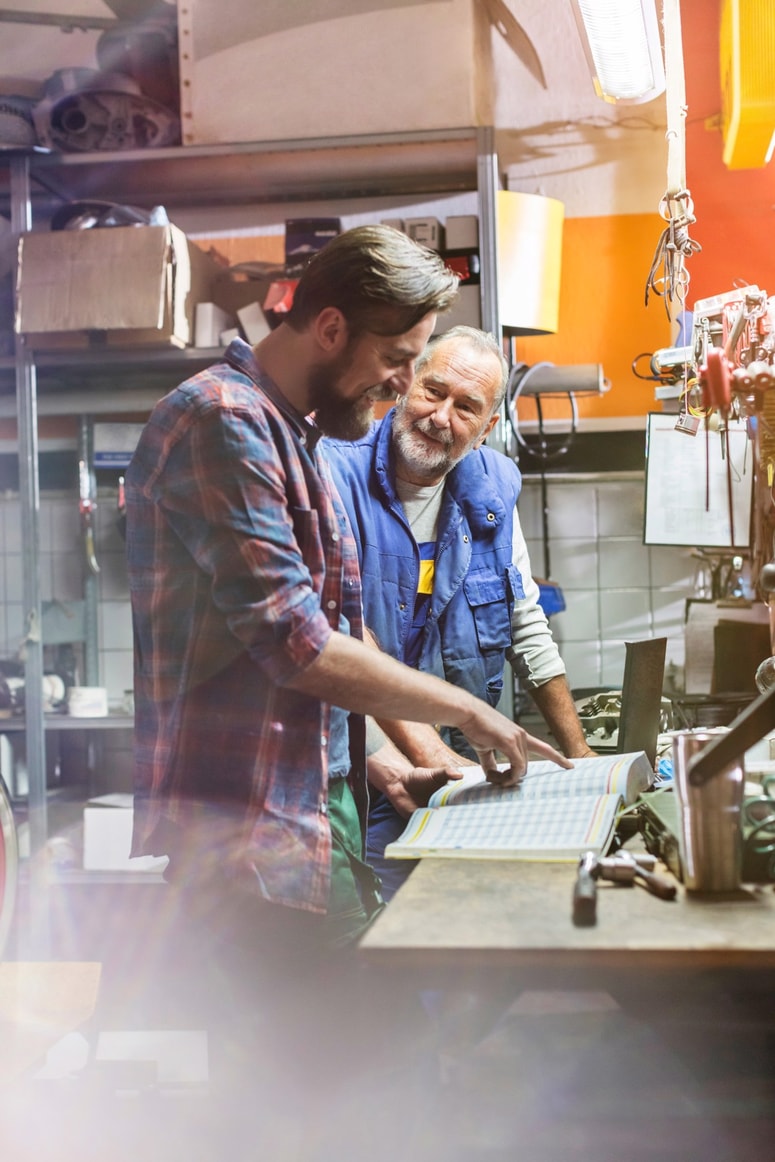 Prihodnje prevzemnike domačih poslov po vsej regiji skrbi načrtovanje nasledstva.