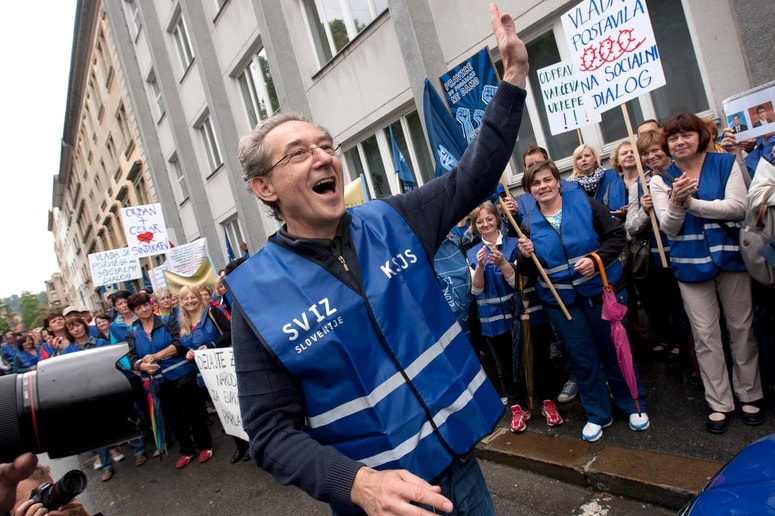 Njegovi kritiki se zavedajo, da v sindikatu še ni zadostne kritične mase, ki bi na kongresu spodnesla Branimirja Štruklja. 