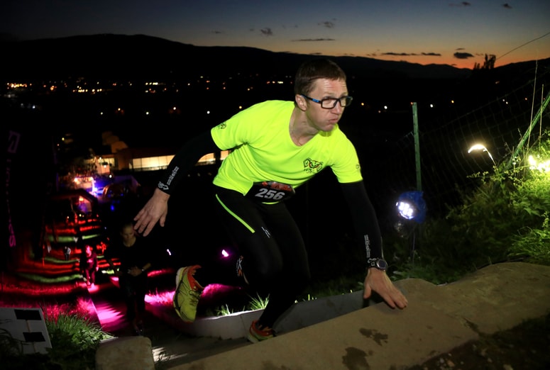 Nočni tek po stopnicah na Kalvarijo 