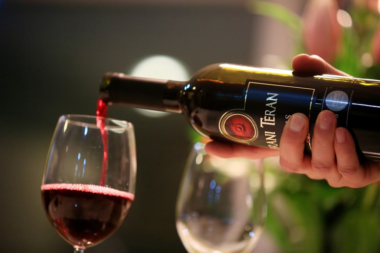 Glavna fotografija članka:Hrvaška: Utopljeni v teranu