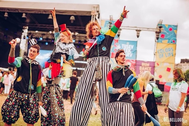 Tina in Matjaž skupaj nastopata že desetletje. Znana sta pod umetniškim imenom Arbadakarba. 