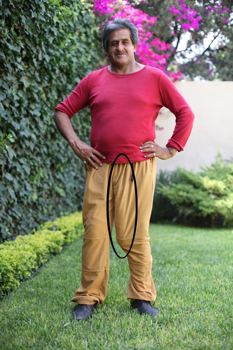 Nekaj manj kot 48 centimetrov naj bi bil dolg spolni ud Roberta Esquivela Cabrere, ki živi v kraju Saltillo v Mehiki. 
 