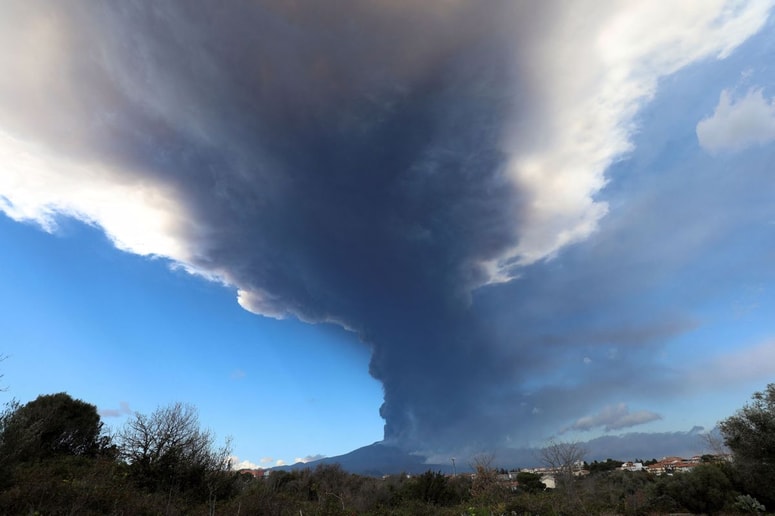 Bruhanje vulkana Etna
