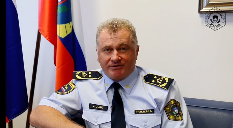 Glavna fotografija članka:Policist pred smrtjo krivdo za svojo izgorelost pripisal delodajalcu, Jurič odredil delovno skupino za ugotovitev dejanskega stanja