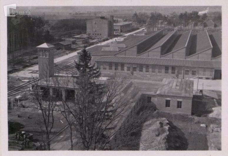 Tovarniški kompleks Tama leta 1943

