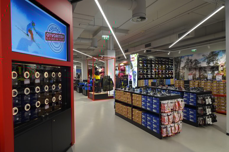 Glavna fotografija članka:Odprtje najmodernejše Hervis trgovine v nakupovalnem središču Europark Maribor
