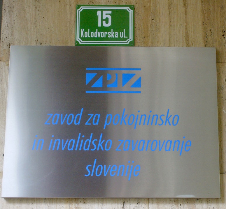 Zaradi poostrenih nadzorov na področju obračunavanja prispevkov je manj delodajalcev, ki za svoje zaposlene ne predlagajo obrazcev REK-1.
