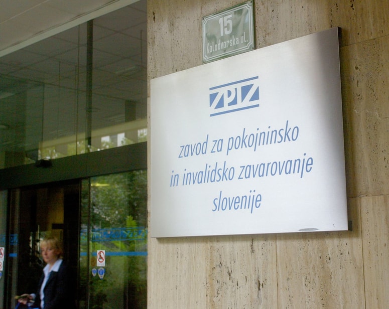 Zaradi zvišanja letošnjih pokojnin za 4,2 odstotka mora Zpiz zagotoviti 341 milijonov evrov več za izplačilo pokojnin.