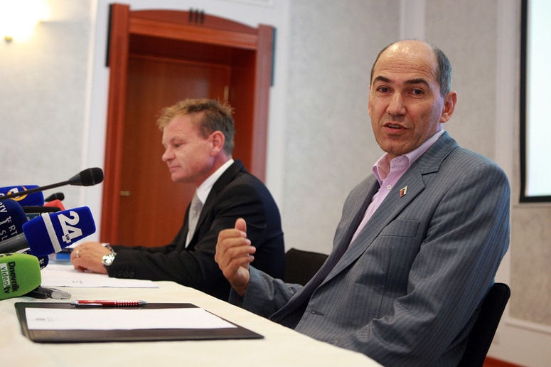 Glavna fotografija članka:Panika za položaje
