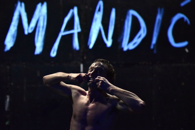 Glavna fotografija članka:(GLEDALIŠKA KRITIKA) Mandićologija - živi muzej teatra
