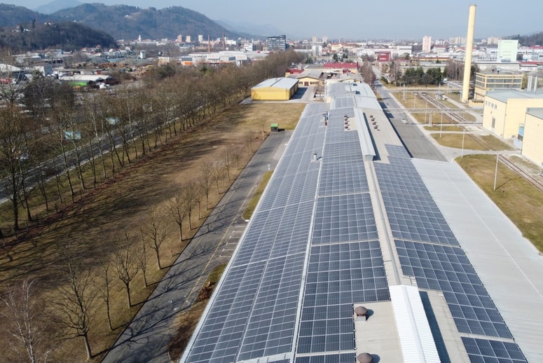 Prostora za dodatne sončne elektrarne
je še ogromno. 