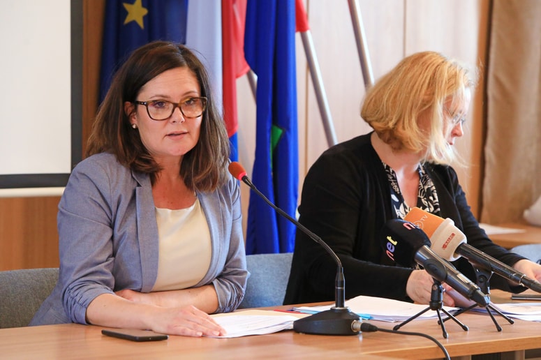 Županja Urška Repolusk je odločanje o razvojni poti občine zdaj prepustila volivcem na jesenskih volitvah. 