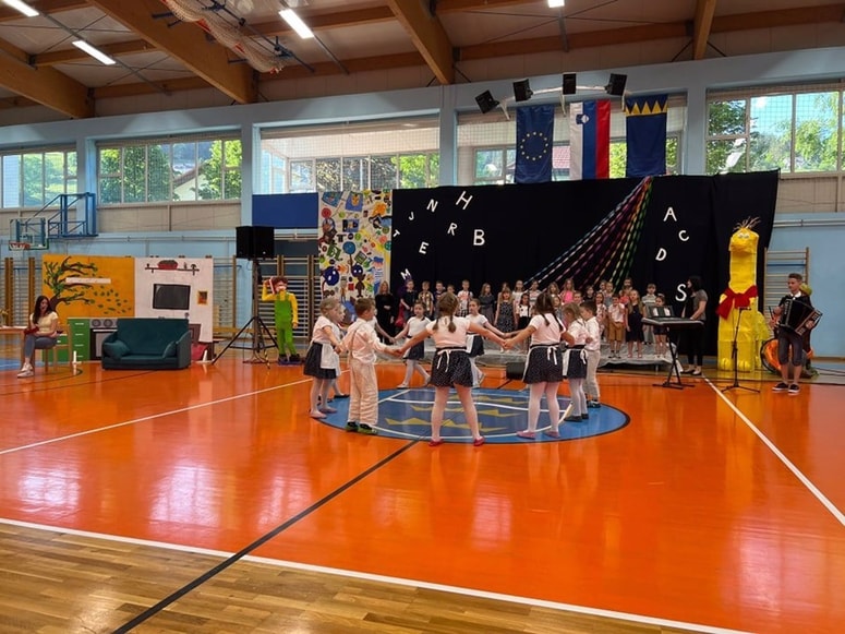 Festival bralne značke bo ob 65. obletnici Bralne značke potekal na Prevaljah in drugod po Koroški 