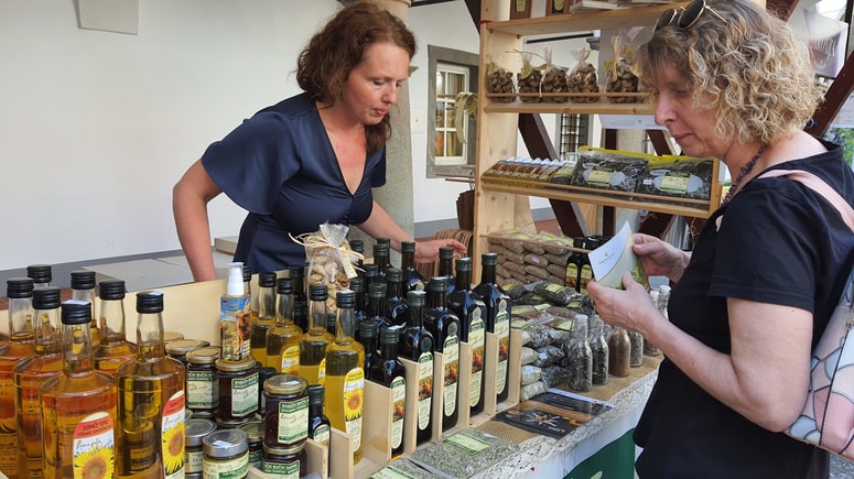 Na letošnjih Dobrotah slovenskih kmetij so imela osrednje mesto olja. 