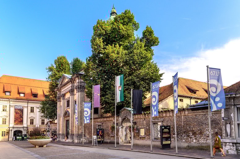 Glavna fotografija članka:(ODPRTO PISMO) Zahtevamo jasen, strokoven in odgovoren pristop k oblikovanju prihodnosti Križank!