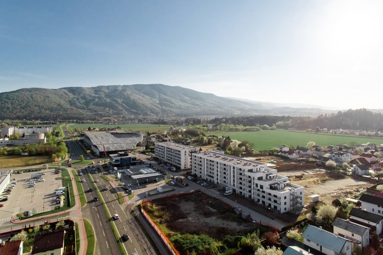 Glavna fotografija članka:Stanovanjsko naselje Primius: Vrstne hiše za popolno ugodje bivanj
