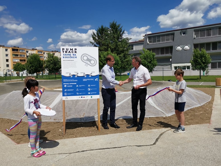 Glavna fotografija članka:Odprtje pump tracka na Javorniku: Takšne pridobitve skupnosti veliko pomenijo
