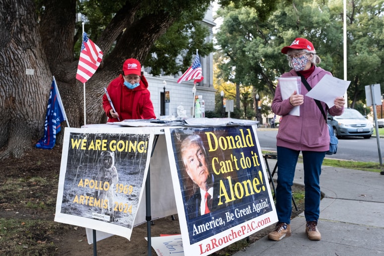 Glavna fotografija članka:Nova obtožnica zoper upornike s Kapitola: Ponosnim fantom grozi do 20 let zapora
