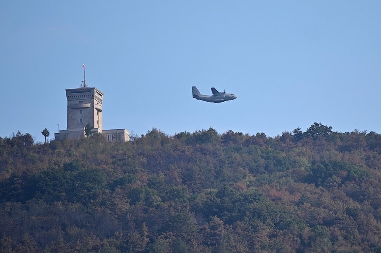 Romunsko letalo spartan v bližini vasi Miren