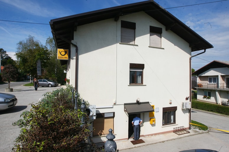 Sedanje prostore poštne poslovalnice v Marjeti na Dravskem polju bodo iz kletnih prostorov preselili v prtličje. 
