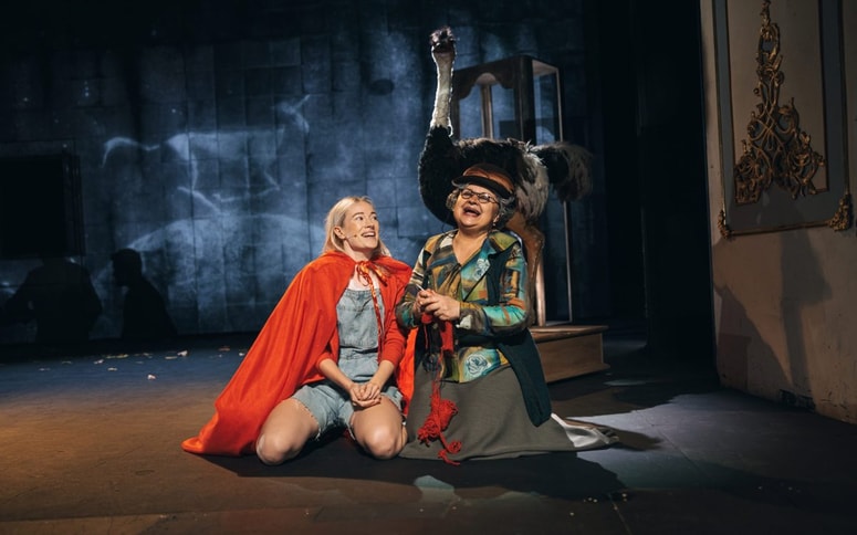 Julija Klavžar in Irena Varga 