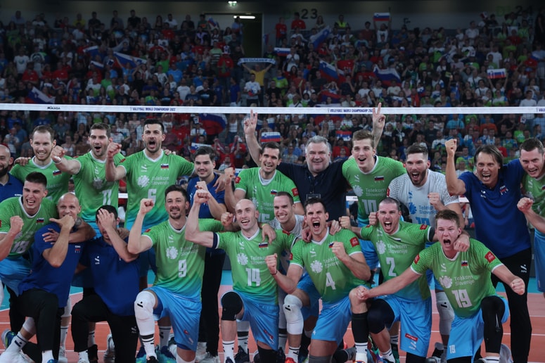 Slovenija se je z zmago poslovila od Stožic, medaljo bo lovila na Poljskem.