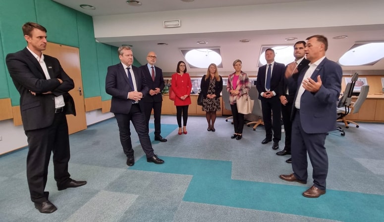 Glavna fotografija članka:DEM je obiskala ministrska ekipa. O čem so govorili?