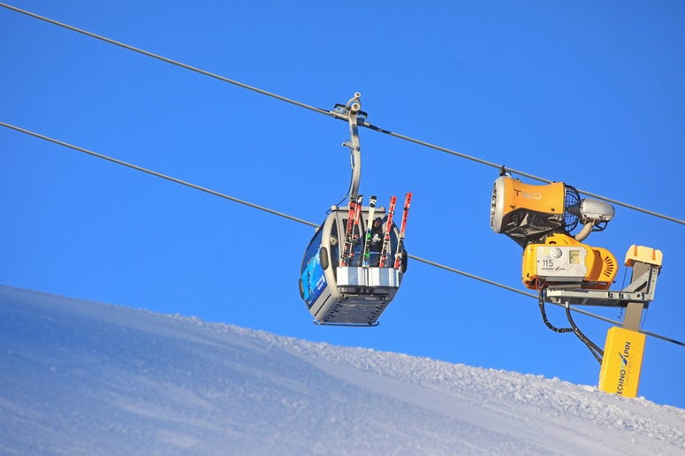 Glavna fotografija članka:Avstrijci spet kažejo mišice: Smučarska velesila si v ZDA gradi novo bazo