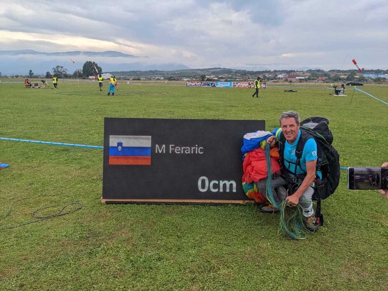 Glavna fotografija članka:Ferariču napaka v finalu odnesla zmago na tekmi svetovnega pokala 