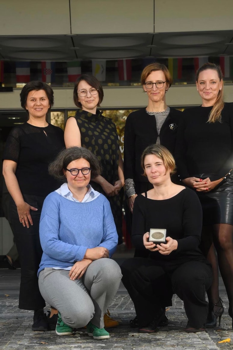 V Pravni mreži za varstvo demokracije so v letu 2002 dobili nagrado Evropskega parlamenta državljan Evrope za izjemne nacionalne, čezmejne in vseevropske projekte. 