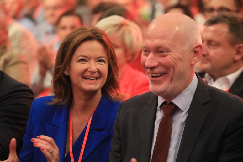 Glavna govorca sta bila Tanja Fajon in Milan Brglez.