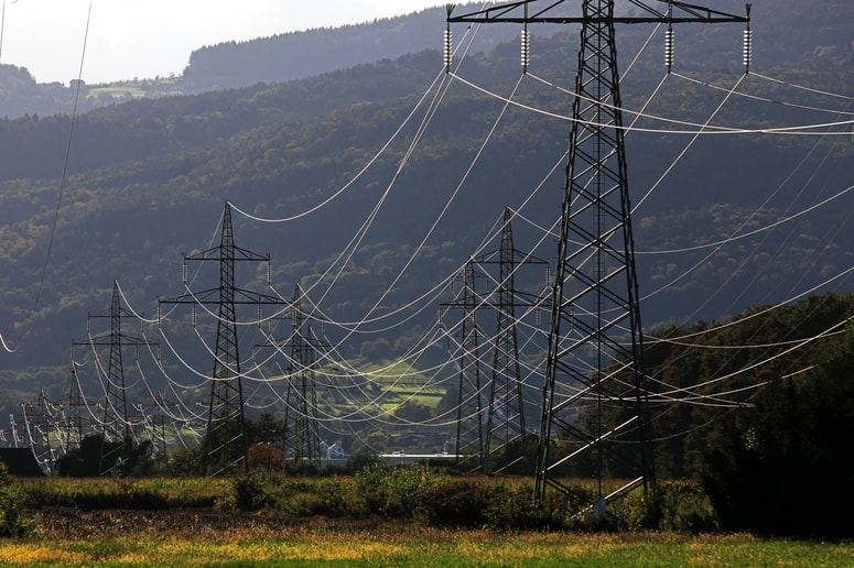 Glavna fotografija članka:Spremembe v energetiki: Kako je Slovenija preživela krizno leto in kaj nas čaka v prihodnosti