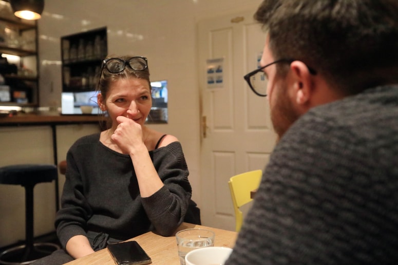 Ko se je iz Nove Gorice vrnila na Štajersko, je ugotovila, da se je zmotila, saj lastnica jakne, na kateri so manjkali gumbi, ni bila oseba, ki jo je imela Ksenija Repina v mislih.  