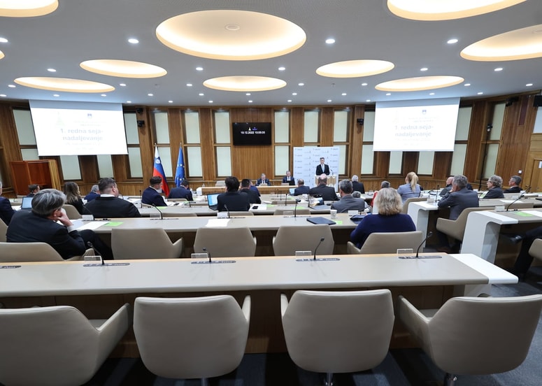 Glavna fotografija članka:Veto na preimenovanje praznika vrnitve Primorske k matični domovini