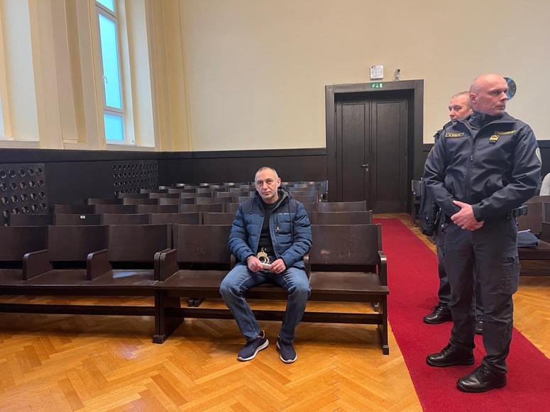 Šočriju Mehmetiju v primeru obsodbe zdaj namesto zdravljenja grozi zapor. 