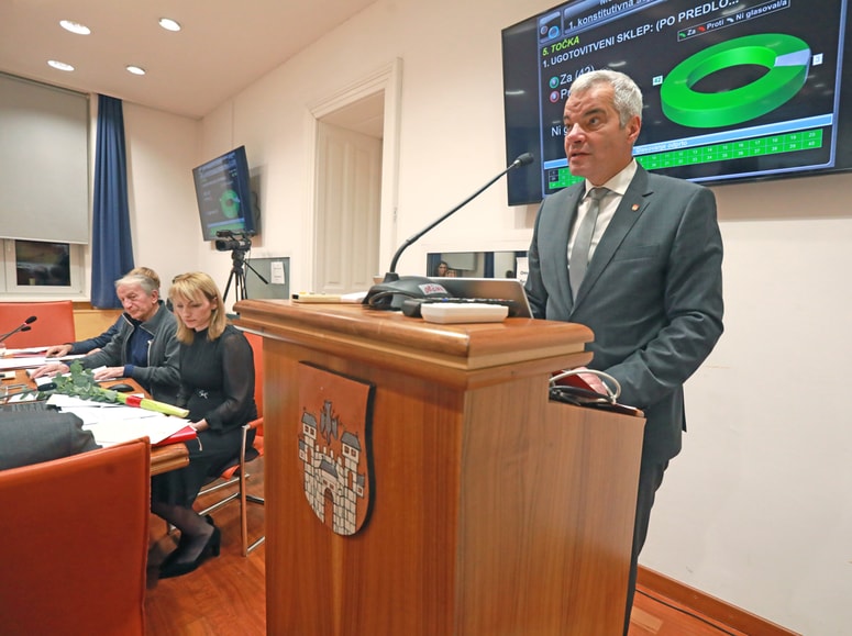 "Kadar smo povezani in složni, nam gre bolje, ker smo takrat bolj učinkoviti," je poudaril župan Saša Arsenovič.