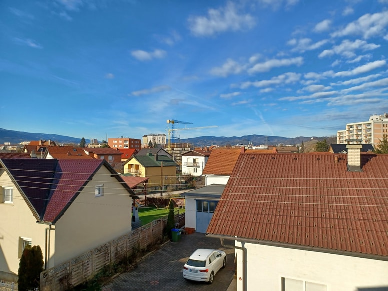 Glavna fotografija članka:Božično vreme nič kaj zimsko