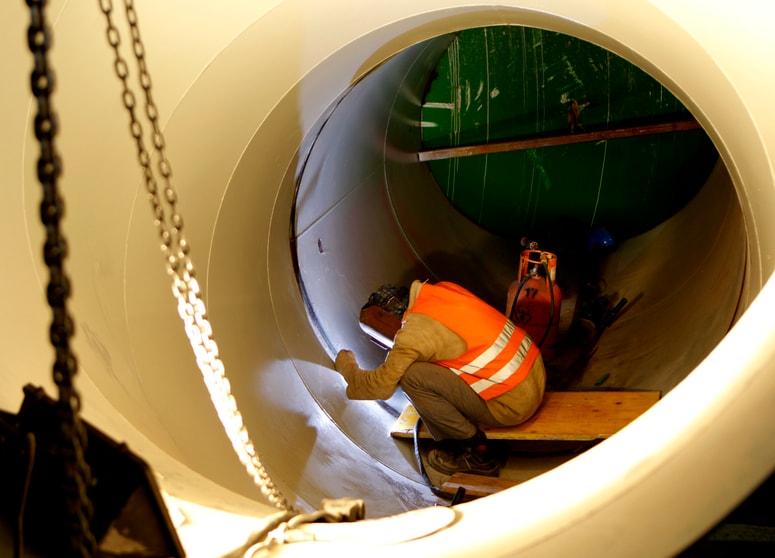 Med najbolj iskanimi delavci so varilci. 