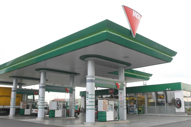 Glavna fotografija članka:Hrvaška bo Molu izplačala 232 milijonov evrov odškodnine